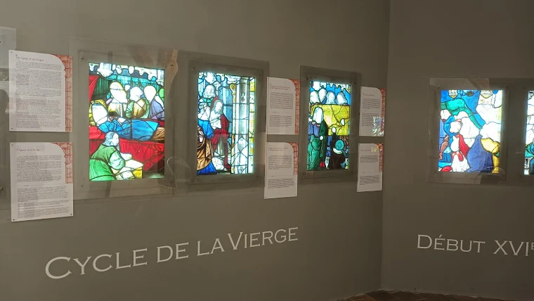 Chartres International Stained Glass Centre