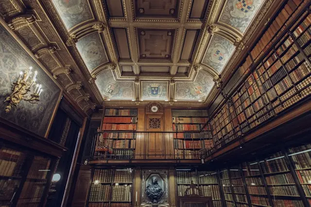 Chateau de Chantilly library study